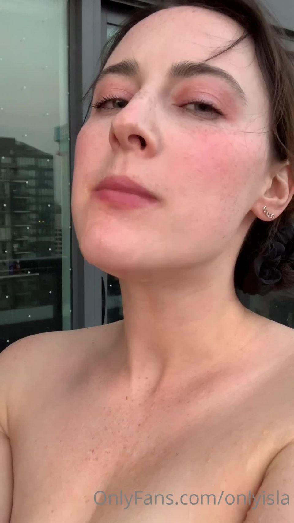 Isla D - onlyisla () Onlyisla - peachy 25-08-2020