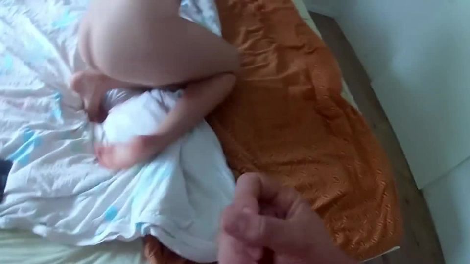 423630 Perrito de novia estilo después de dedos a sí misma y dando cabeza.