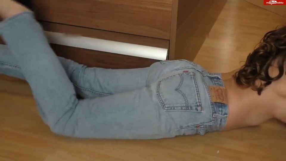 [K2S.CLUB] Red_Phoenix - Perfekter Jeansarsch - HD 720P