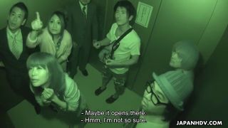 6257 Maika And Miyama Aoi Are Caught In Elevator