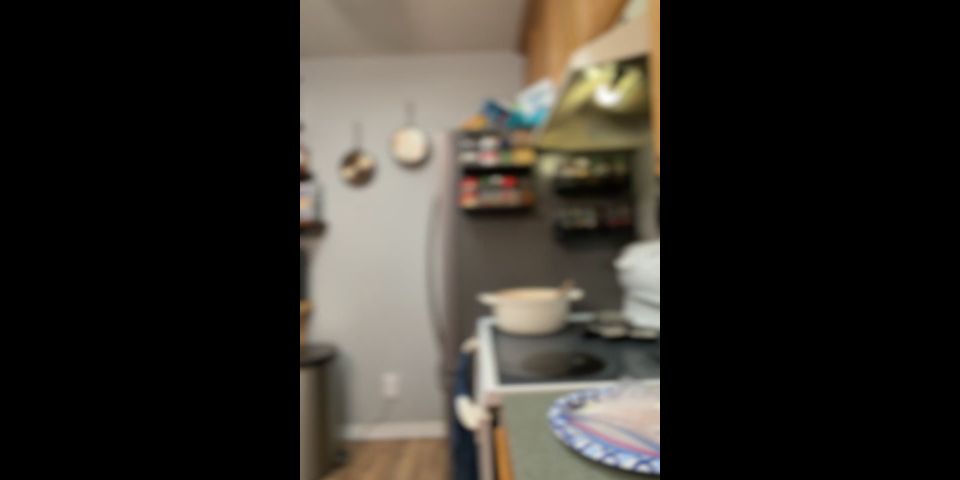 Mamita dura quiere ser parida - Paris Lincoln recompensando al hombre de la casa PARÍS LINCOLN