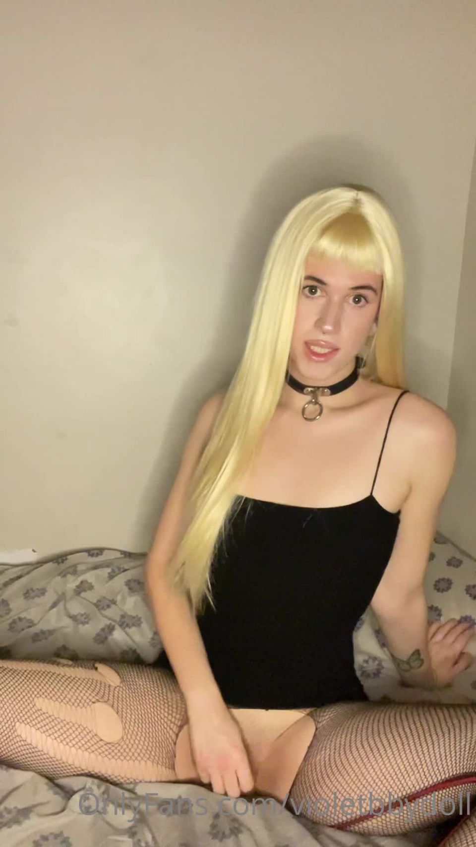 Onlyfans - Violet - violetbbydoll - violetbbydollHeres a cute little video of me  I love showing off - 28-12-2020