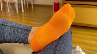 online xxx clip 7 grazigoddess 19 05 2021 2113469259 post workout sweaty feet pez o suado p s treino on femdom porn femdom pegging