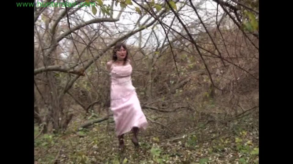 clip 35 Hunterslair – Kali – The prom queen thought she escaped into the woods | gagged girl | bdsm porn claire dames bdsm