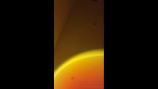 El teaser sensual de Mia Khalifa en solitario en OnlyFans 2025 SD404P
