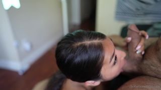 Sofie - sofiegonewild () Sofiegonewild - corto bj audio de vídeo se puso un poco mal por la limpieza de la criada con el vacío downstai 12-07-2021