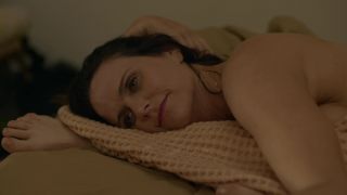 Amy Landecker, Alia Shawkat - Transparent s04e04 (2017) HD 1080p!!!