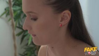 Eva, Stacy, Jenny Lesbians conseguir caliente chica heterosexual - 14 Octubre 2021