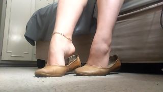 free porn clip 2 Flat shoeplay with sexy anklet upd - wrinkled soles - feet porn loli foot fetish