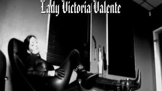 clip 29 Lady Victoria - Facesitting With Leather Ass Pov - facesitting - pov big nose fetish