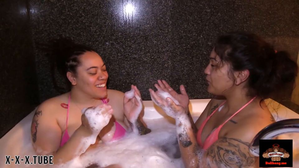  bullbang  Bullbang Lesbians Love Orgies Too fetish