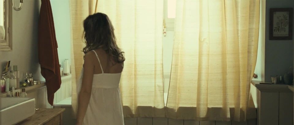 Marta Etura - Mientras duermes (2011) HD 1080p!!!