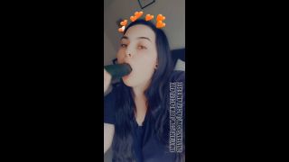 Lacey Lane - bbwlaceylane Bbwlaceylane - echo de menos chupar pollas así que por qué no chupar un pepino 09-07-2020