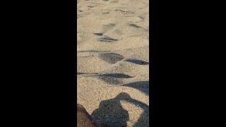 clip 19 Beach Voyeur HD,  on voyeur 