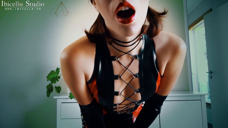 Ibicela Aquí hay un poco de competencia (Femdom porn)