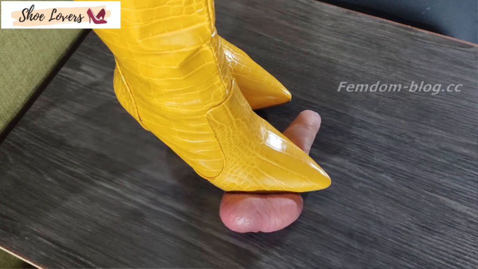 Ladys Yellow - boots bootjob shoejob ruined orgasm double cumshot -  (FullHD 2024) New Porn