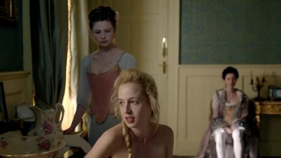 Eloise Smyth, Holli Dempsey – Harlots s01e04 (2017) HD 1080p!!!