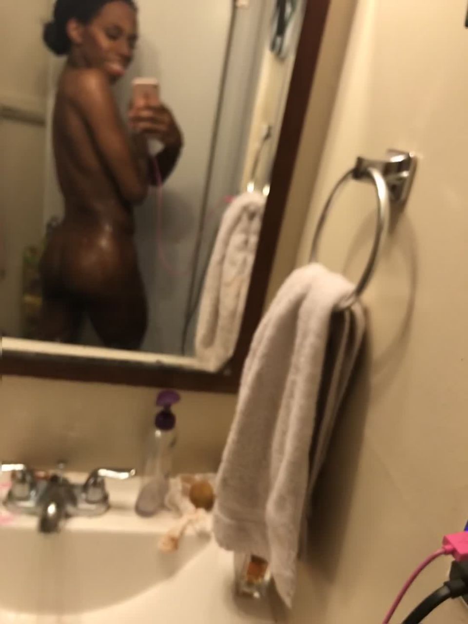 [Onlyfans] aj180-16-01-2018-1607470-I need to hire an intern just to throw gold on my butt
