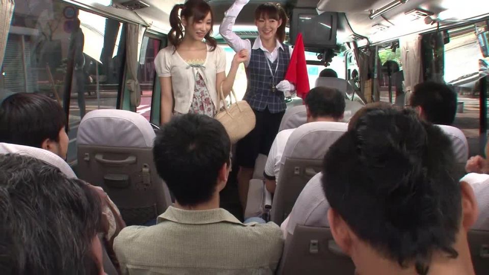 Eiro Chika SERO-0037 Chika Color Picture To Go With! Open-air Bus Tour Mixed Bathing - Planning