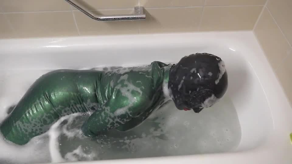 Latex in the bath tube.