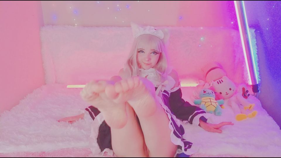 online video 38 best feet fetish YourTeenWaifu – Anime Girl Hot Posing Fuck Her Pussy, masturbation on feet porn