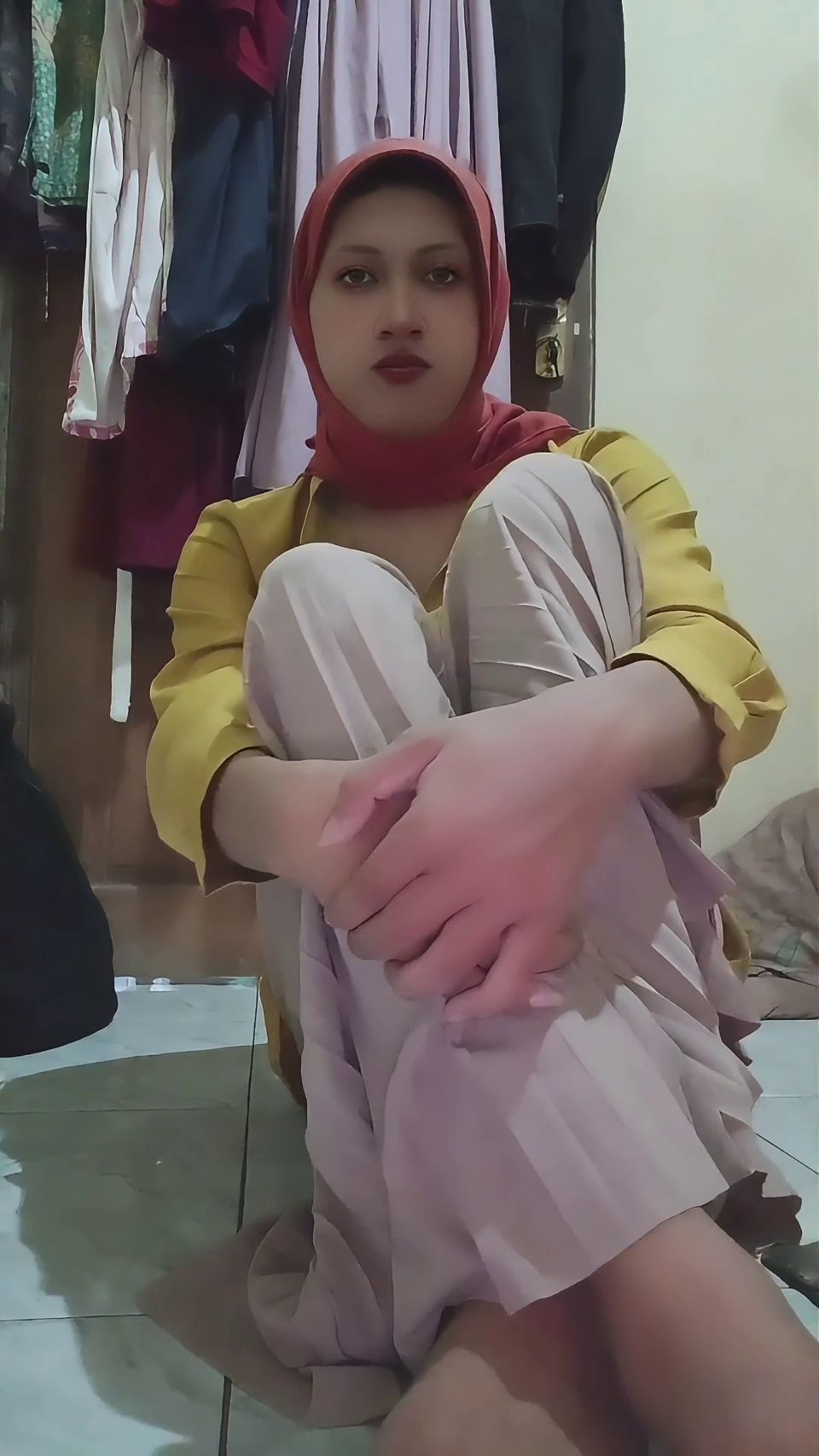 Horny Muslim Femboy