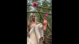 online adult clip 31 Thchic88 – Forest Elf Shows Off Her Dirty Feet | forest | pussy licking femdom pron