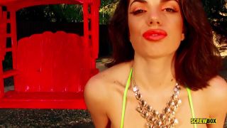 Caja de tornillo oscilación roja