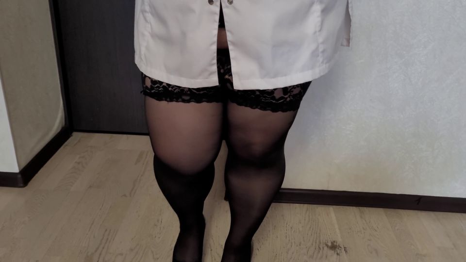 Medical Examination Sexy Nurse Jerks Patient'S Cock In Latex Gloves And 