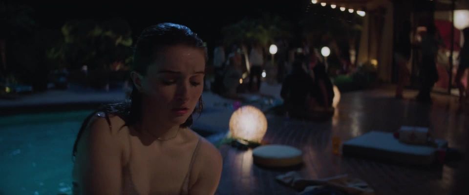 Kaitlyn Dever, Diana Silvers - Booksmart (2019) HD 1080p!!!