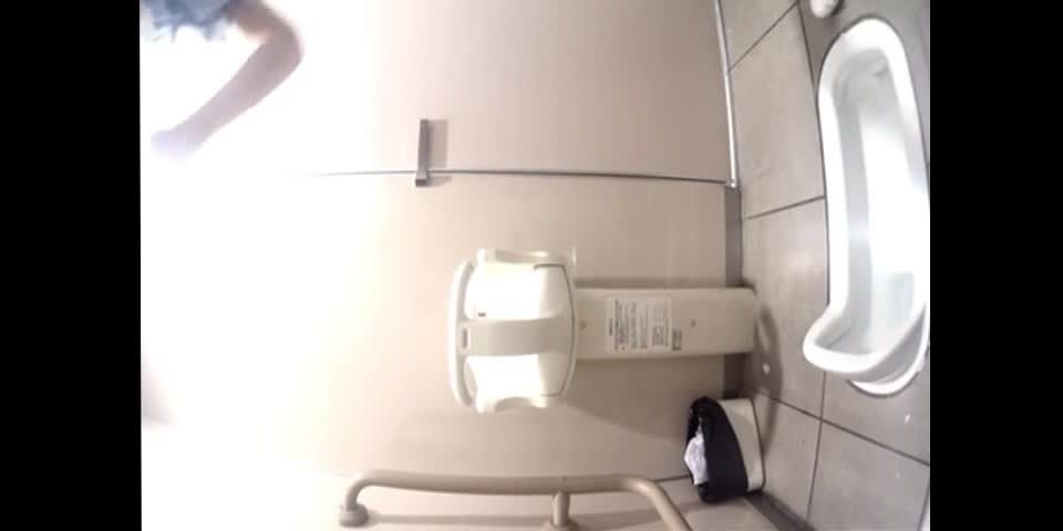  Voyeur Toilet - 15291580, voyeur on voyeur