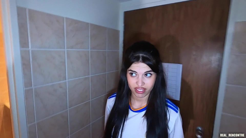 [Manyvids.com] Macarena Lewis – Real Madrid Fan girl Fucked by PSG 2022 - Skinny