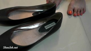 Violeta’s Footjob Wearing Old Flats – Latin Domination Goddesses - (Feet porn)