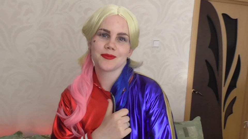 Harley Quinn masturbates and cums hot cosplay AnnaManyVids