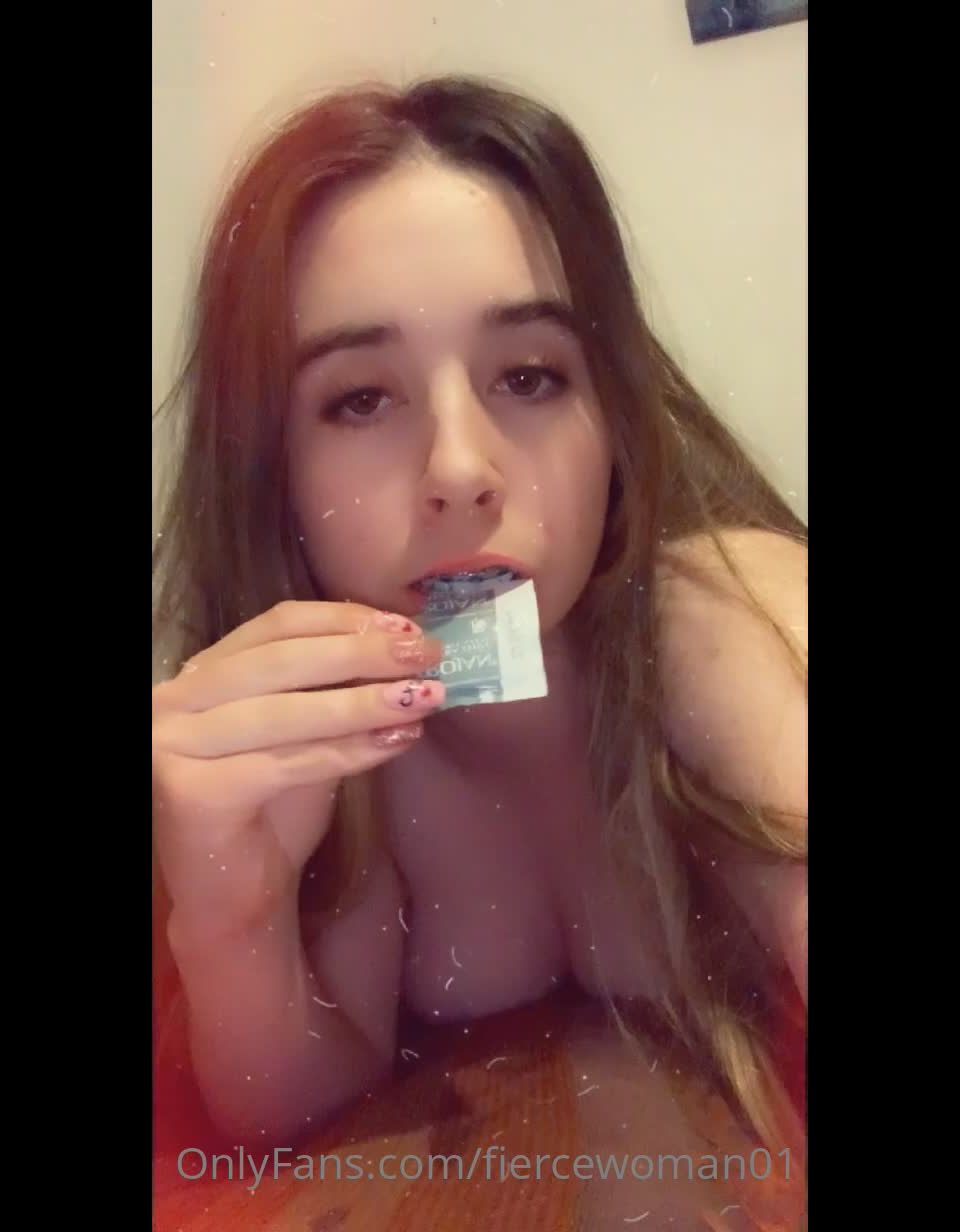 Onlyfans - Mazikeen Cameron - fiercewomanLet me put the condom on this way - 19-02-2021