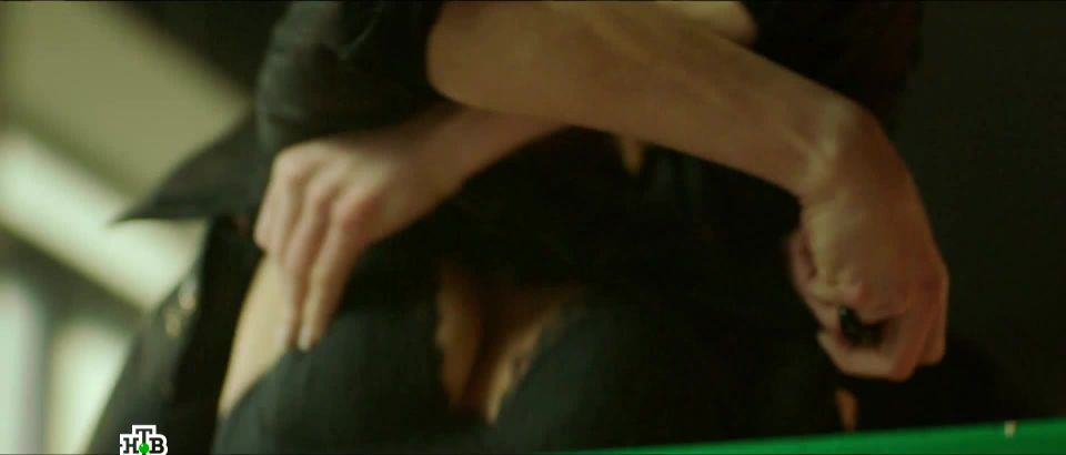 Linda Lapinsh - Ricochet s01e05-06 (2020) HD 1080p - (Celebrity porn)