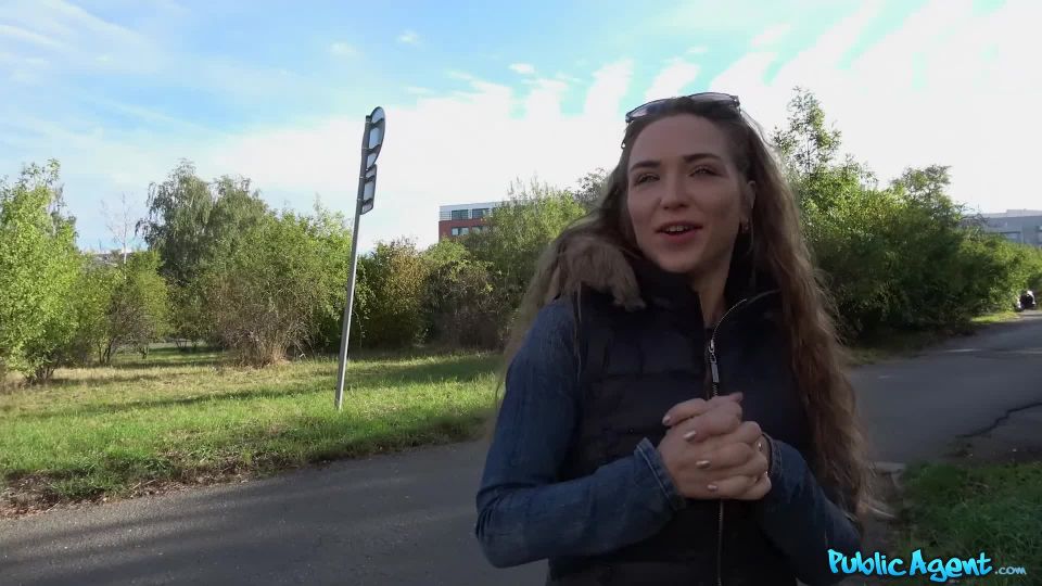 Party babe fucks by the lake