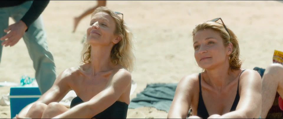 Alexandra Lamy, Anne Marivin, Olivia Cote - Chamboultout (2019) HD 1080p!!!