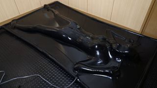 【Latex】Kigurumi Costumed Vacuum Bed Restraint