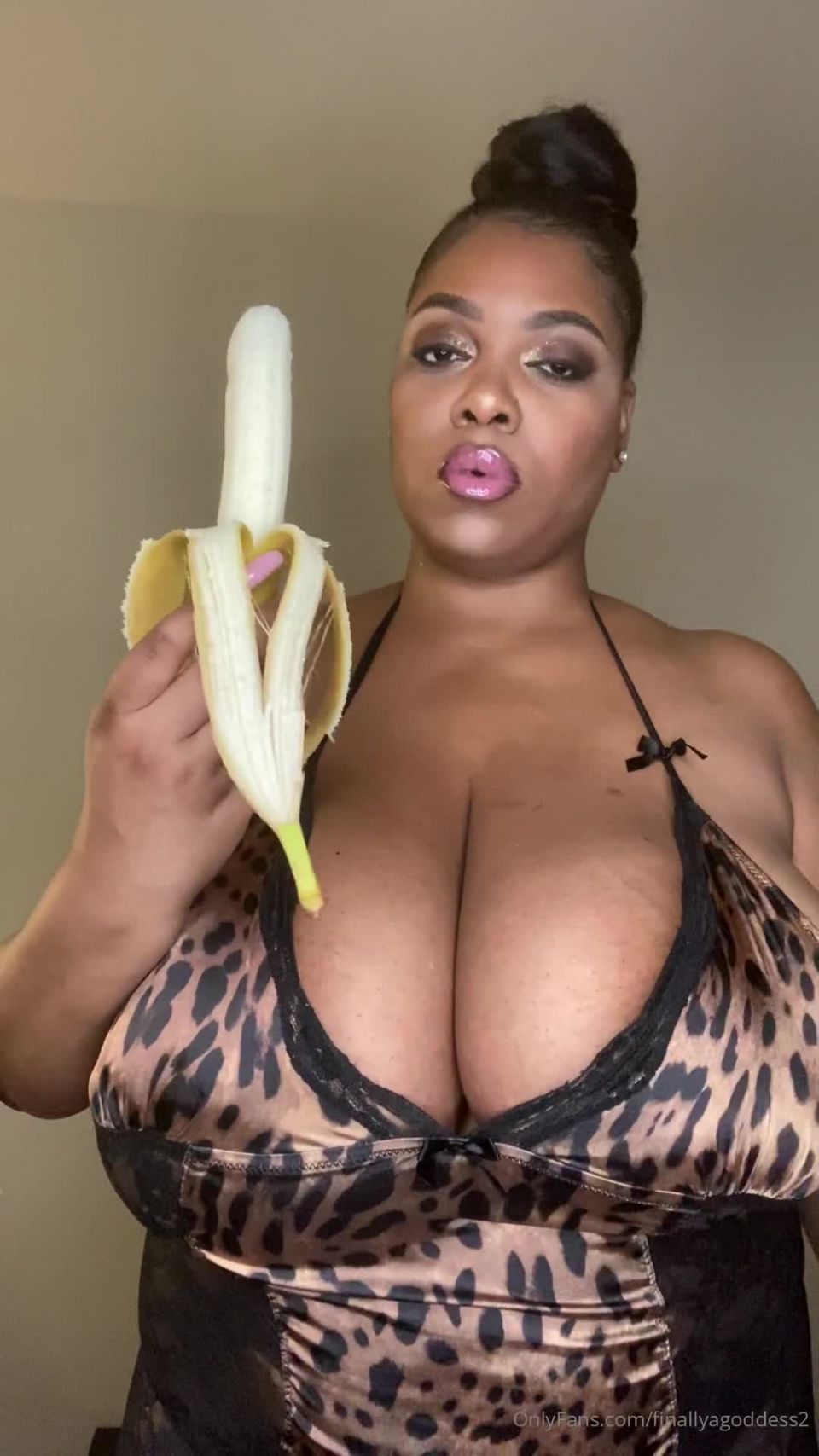 [Onlyfans] finallyagoddess2-18-04-2020-32870523-I wanna gobble you up