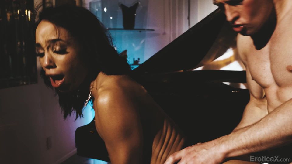 Morenas porno Alexis Tae - Sonata Para los Amantes [1080p] - Amor Loco