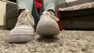 anas_socks - how pathetic is this that you must lick my dirty shoes.