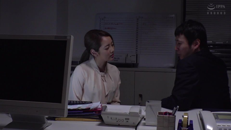 [HGOT-034] Quiet Office At 1 AM: A Young Man And Woman Alone Doing Overtime Office SEX - [JAV Full Movie]