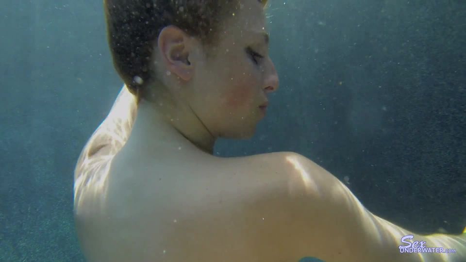 SexUnderwater e1212 Taylor Whyte UW Model Training (mp4)