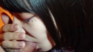 FC2-PPV-4702974 制服コス、スタイル抜群な美脚プリケツ美女の剛毛マンコにナマ挿入でザーメンを大量中出し