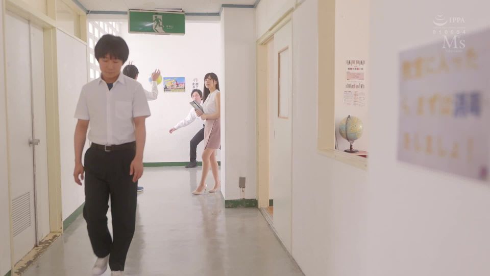 “Ah, Ah, Ms. Akari! Please make me your sex slave!” A beautiful female teacher seduces her masochistic male student for after-school training - Neo Akari ⋆.