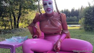 Latex Horny Pink Latex Barbie Doll Vista rápida Porn - Nuevo...