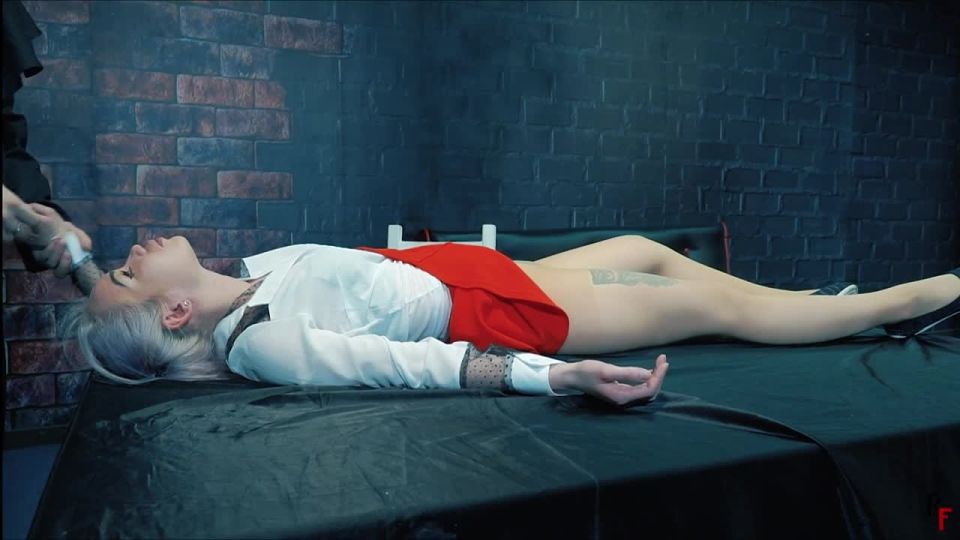 [GetFreeDays.com] Magic Fetish con Susanna - El hechicero tomó el control de su tortura de bdsm