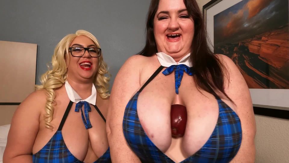 Schoolgirls Take the Titty Fuck Test webcam PaisleeHaze