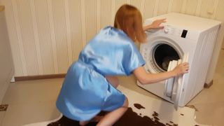 free xxx video 7 FoxyAlisa - Sexy Housewife was used for Sex Whe she Stuck in the Washing Machine - 2020 - teen russian amateur gangbang